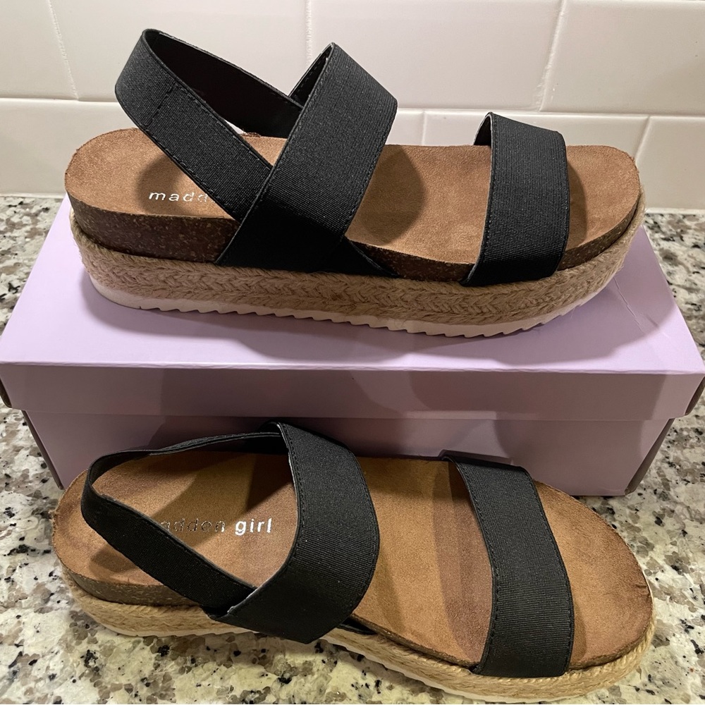 NEW Madden Girl Women's Cybell Sandal